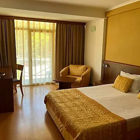 Park Perla Hotel 3*